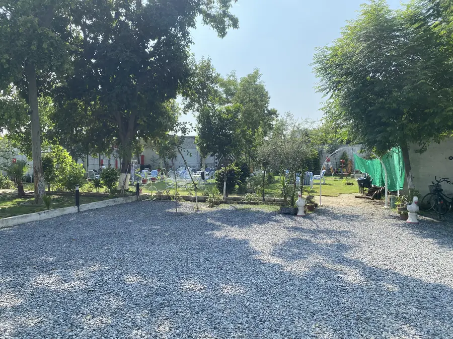 Guest parking at Safdar Hotel on Mardan-Malakand Road